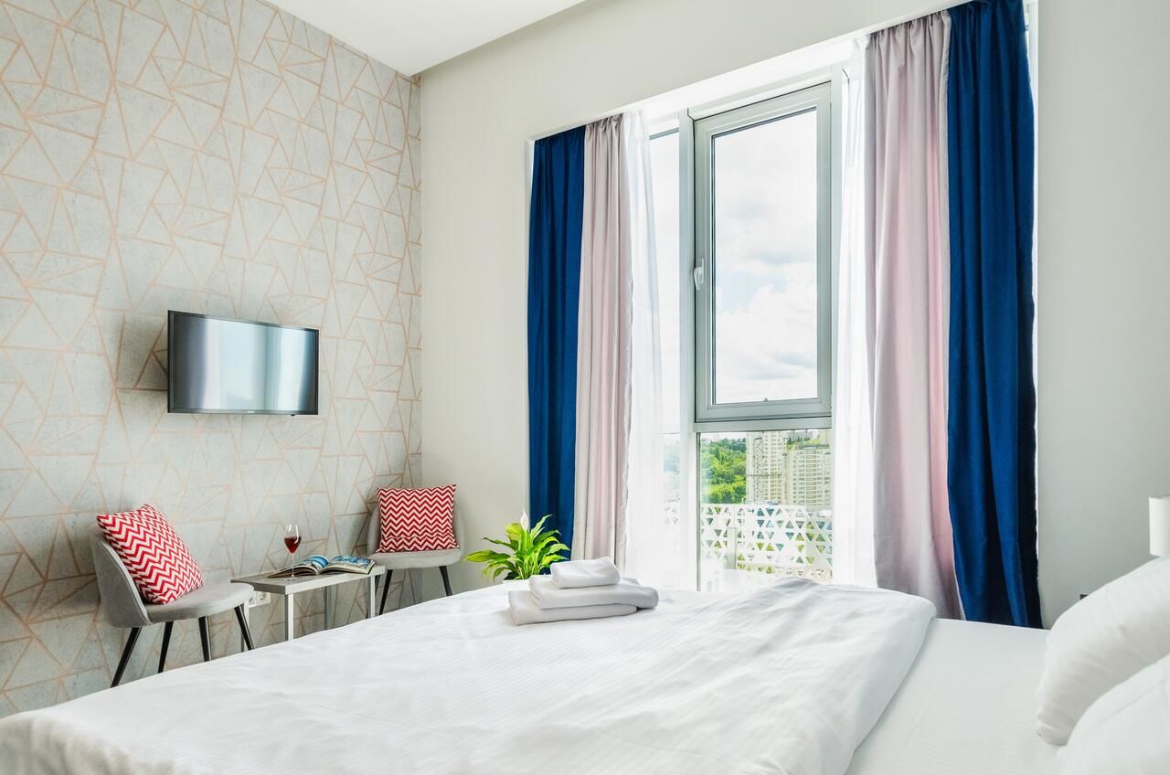 Апартаменты Smart Apartment near Railway Station on 25 floor Kvartet 3C Киев-7