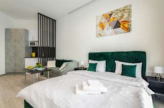 Апартаменты Smart Apartment near Railway Station on 25 floor Kvartet 3C Киев Апартаменты-10