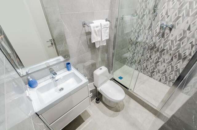 Апартаменты Smart Apartment near Railway Station on 25 floor Kvartet 3C Киев-17