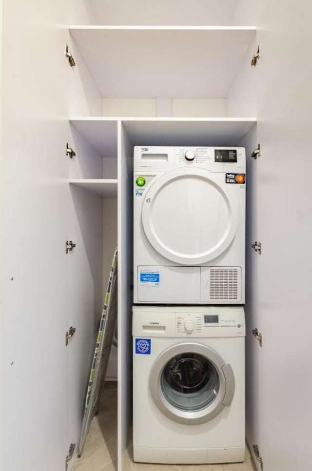 Апартаменты Smart Apartment near Railway Station on 25 floor Kvartet 3C Киев-52